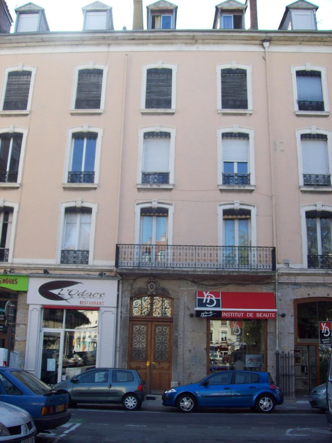 Offres de location Studio Grenoble (38000)