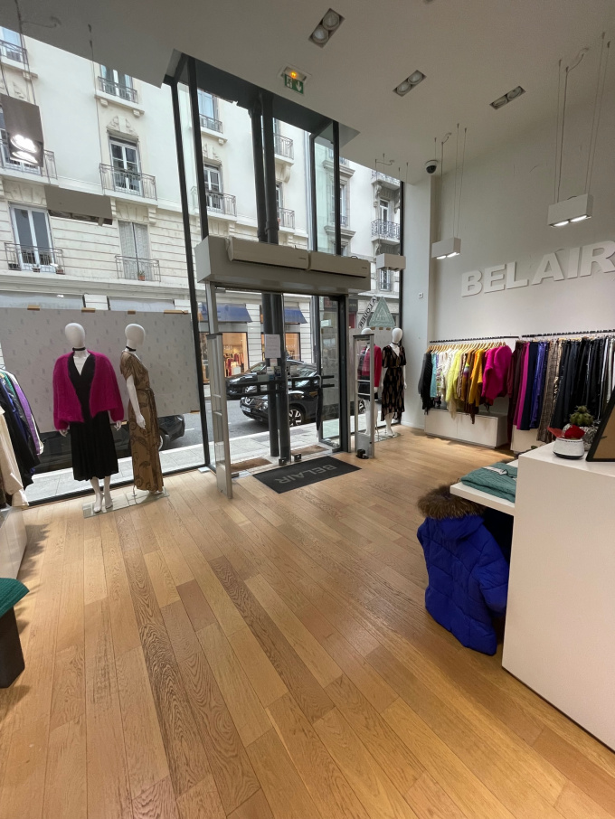Location Immobilier Professionnel Local commercial Grenoble (38000)